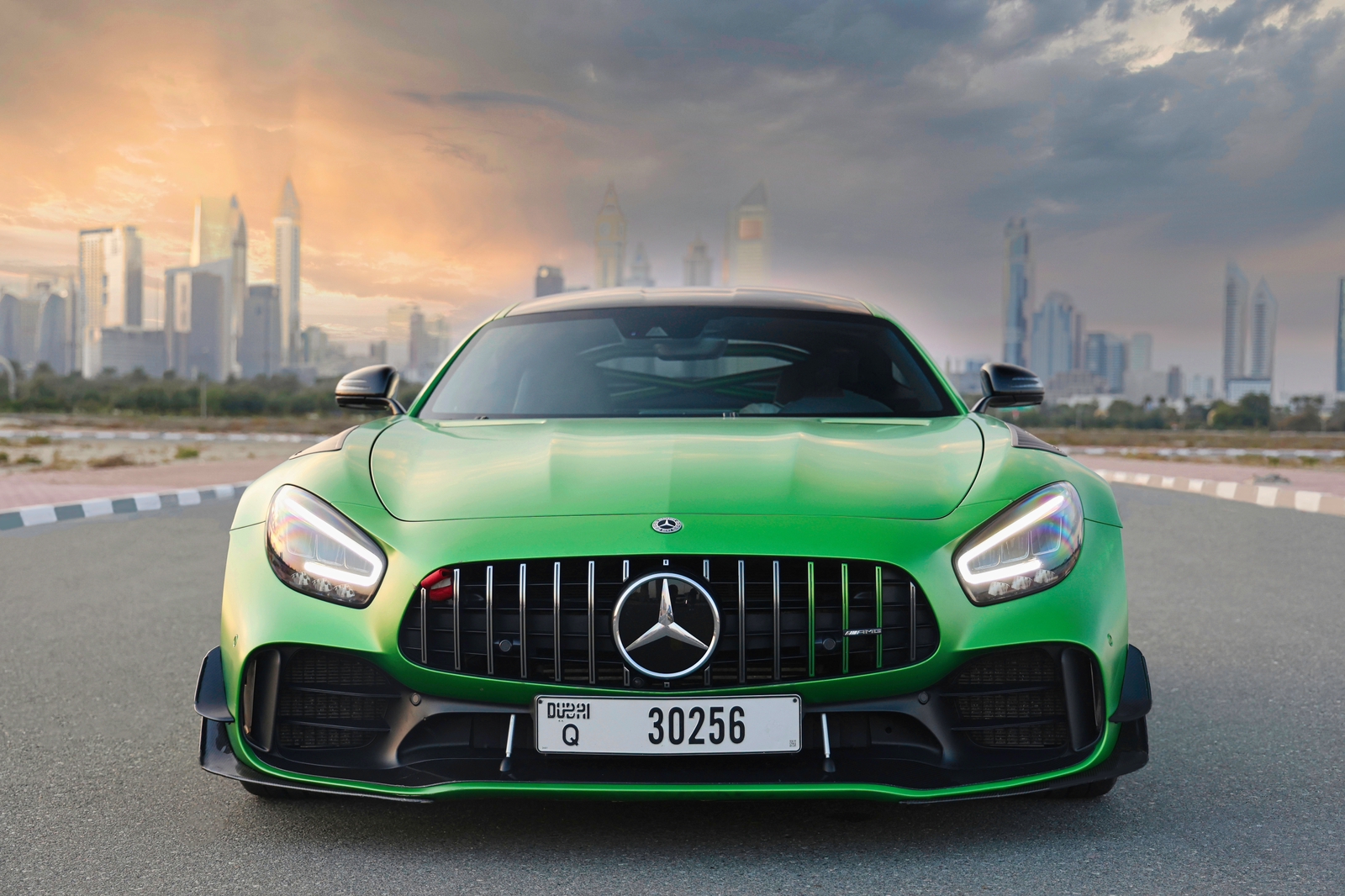 Mercedes AMG GTR Pro 2023